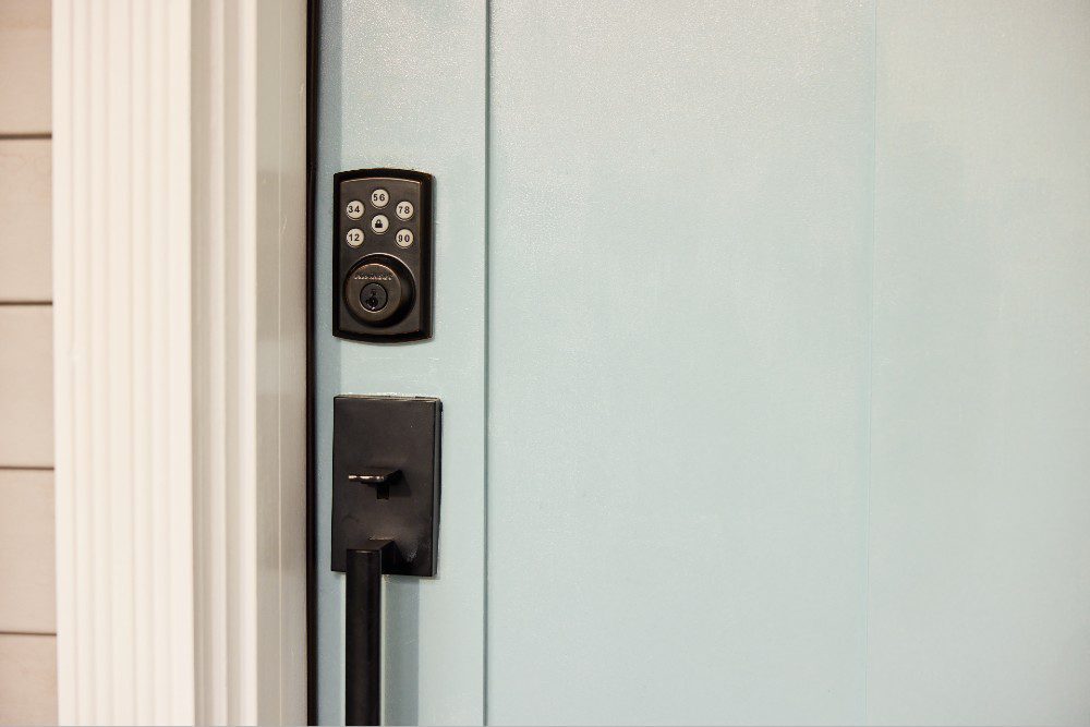 Advantages and Disadvantages of Smart Door Lock
