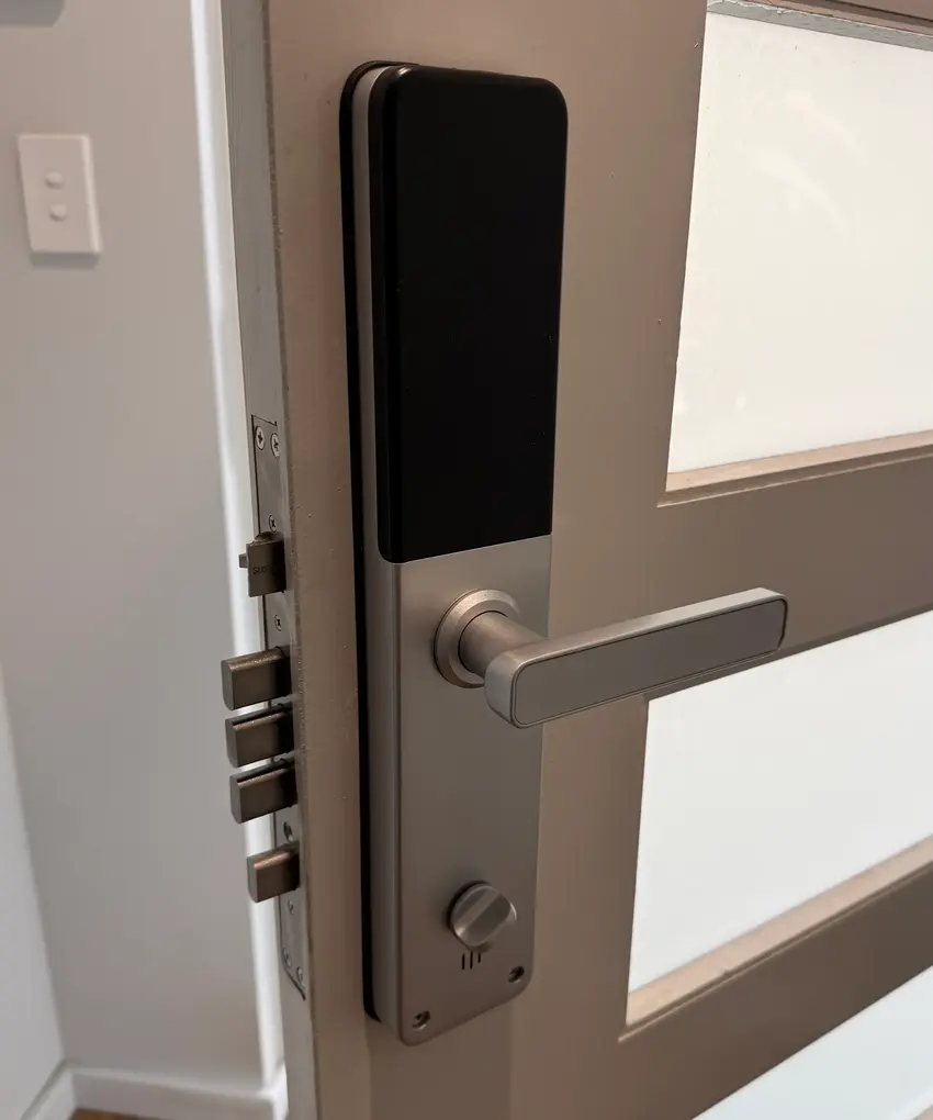 Lionhead Lonsdale digital door lock