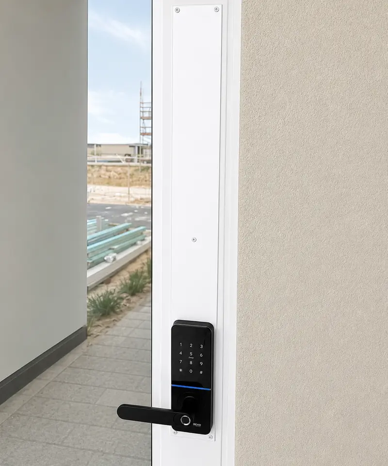 Gainsborough Trilock omni conversion to Lionhead regent digital door lock